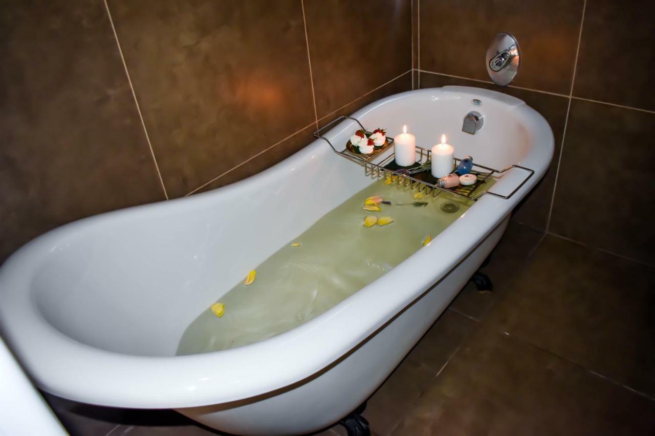 Blue Sparrow Guest House Миделбург Екстериор снимка