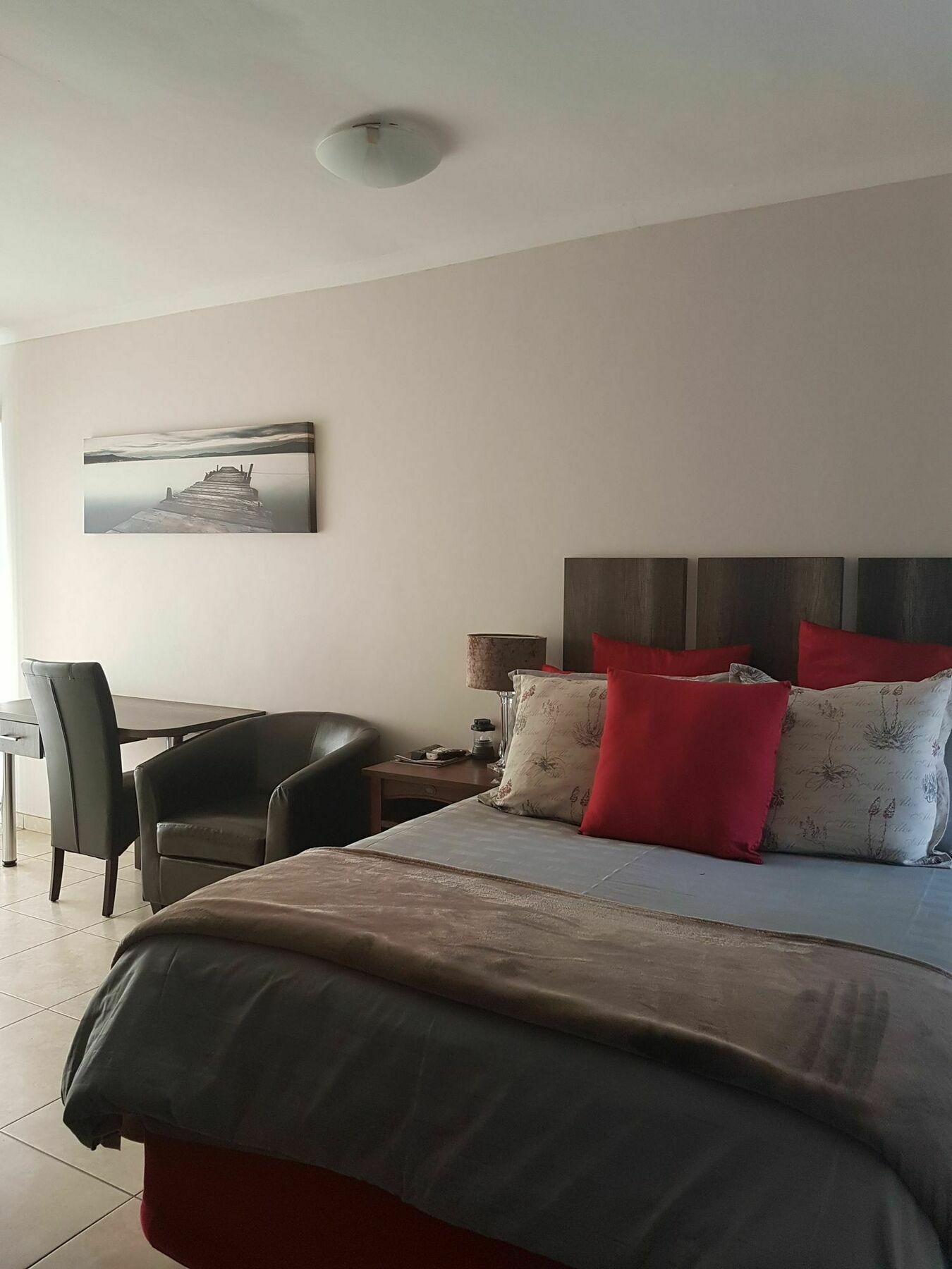 Blue Sparrow Guest House Миделбург Екстериор снимка