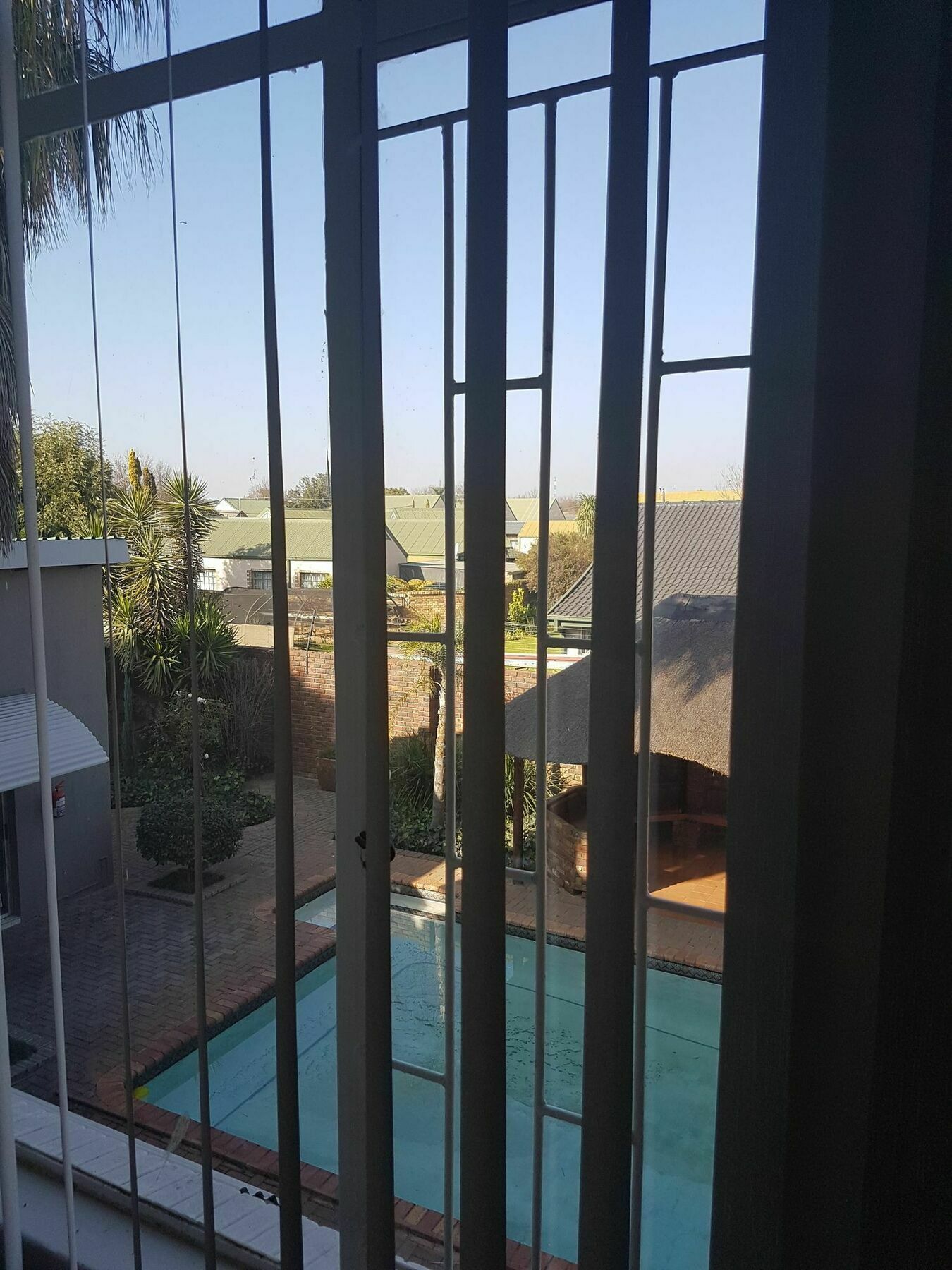 Blue Sparrow Guest House Миделбург Екстериор снимка